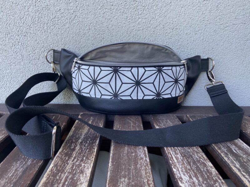 Crossbody Bag – Bild 16