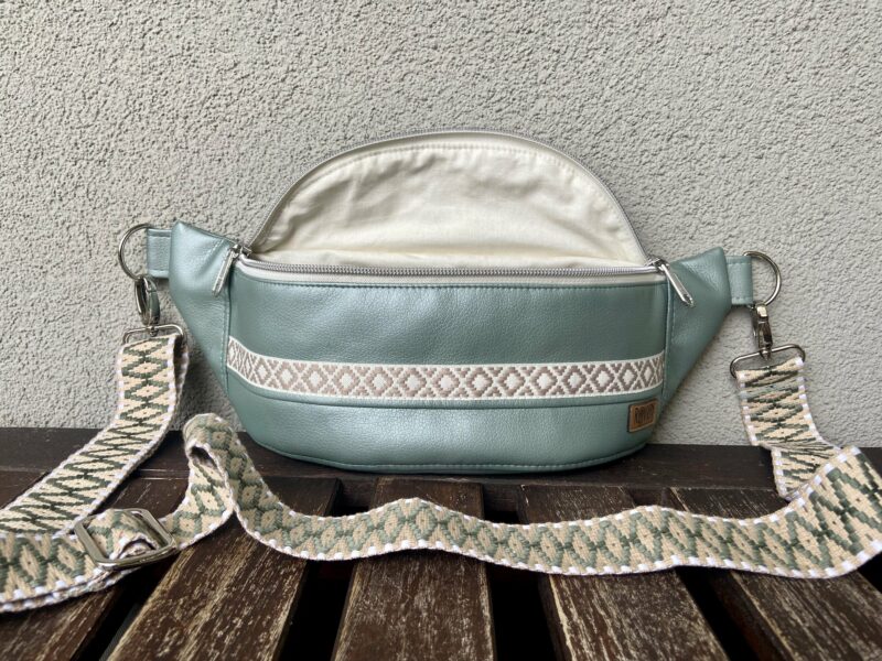 Crossbody Bag – Bild 15