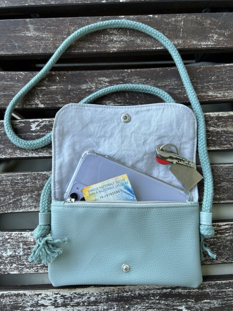 kleine Umhängetasche - Floral grau/salbei – Bild 2