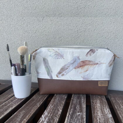 Necessaire